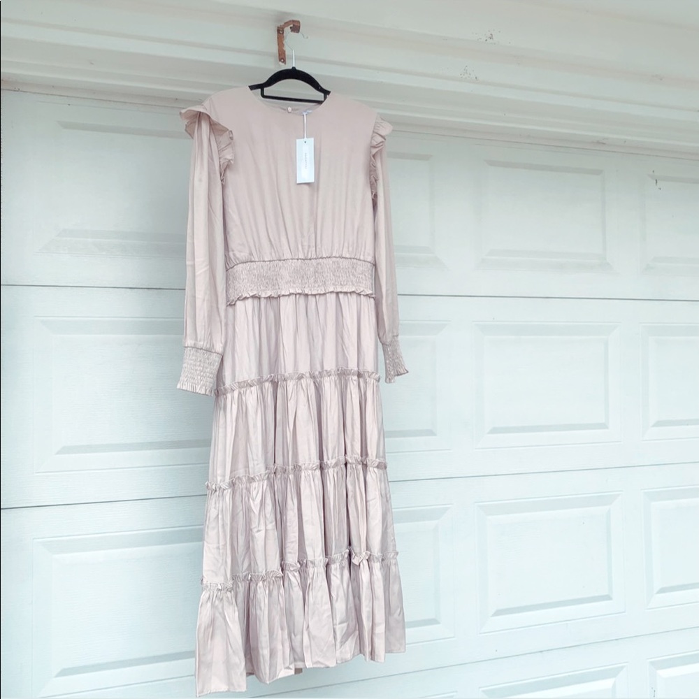 Women’s long sleeve maxi tan beige wedding dress with ruffles Size L brand new
